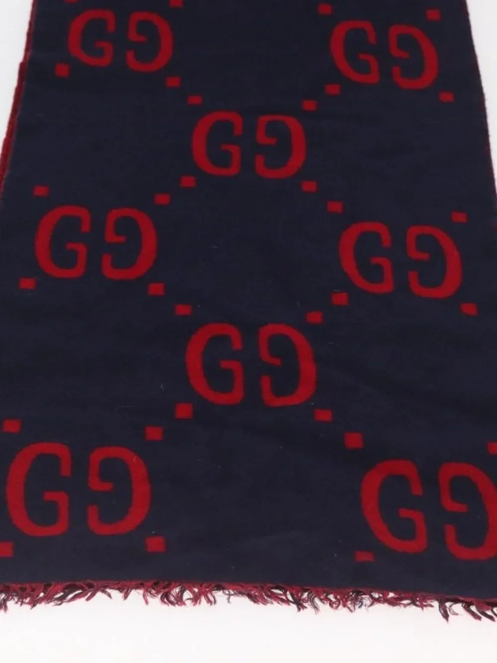 Gucci brand	gucci color	navy